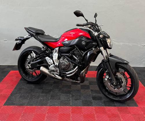 YAMAHA MT-07 ABS YAMAHA MT-07 ABS